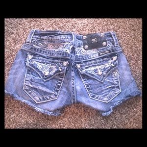 Miss Me aztec design signature shorts